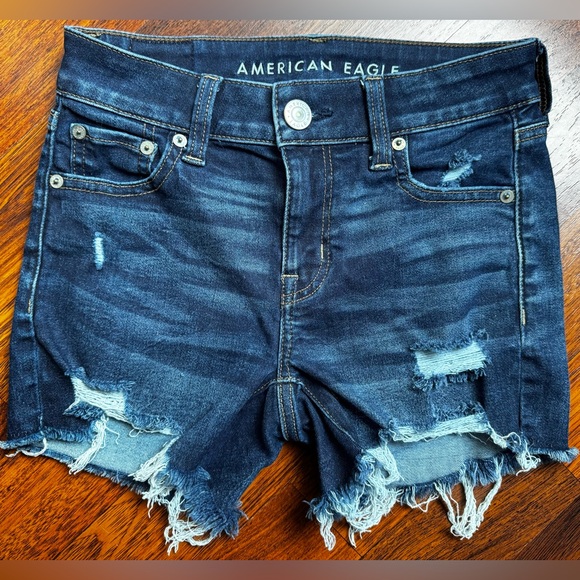 American Eagle Midi Shorts - Size 0 - Picture 1 of 4